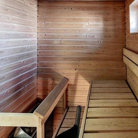 Apartment Sleepwell, Leppaevaara, 71M2 With Private Sauna エスポー エクステリア 写真